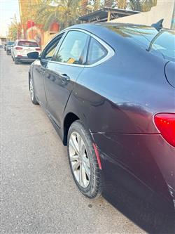 Chrysler 200